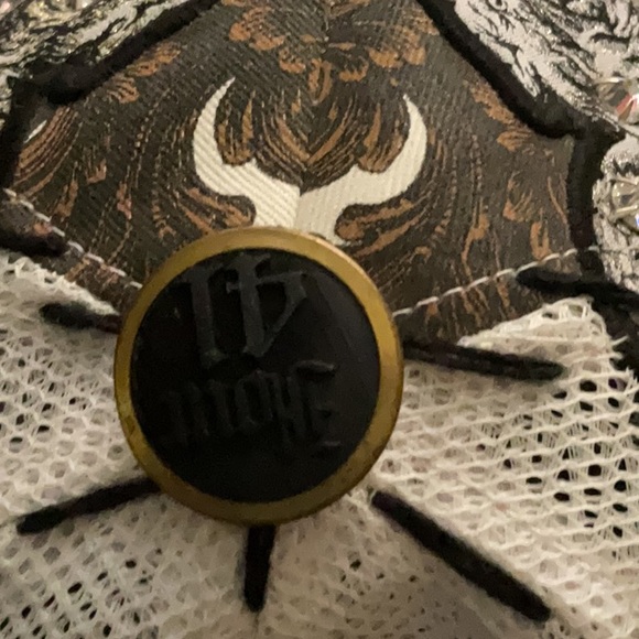 Used - Picture 6 of 7